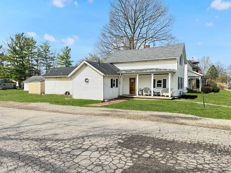 911 Miami Street , Urbana, OH 43078 Photo 3