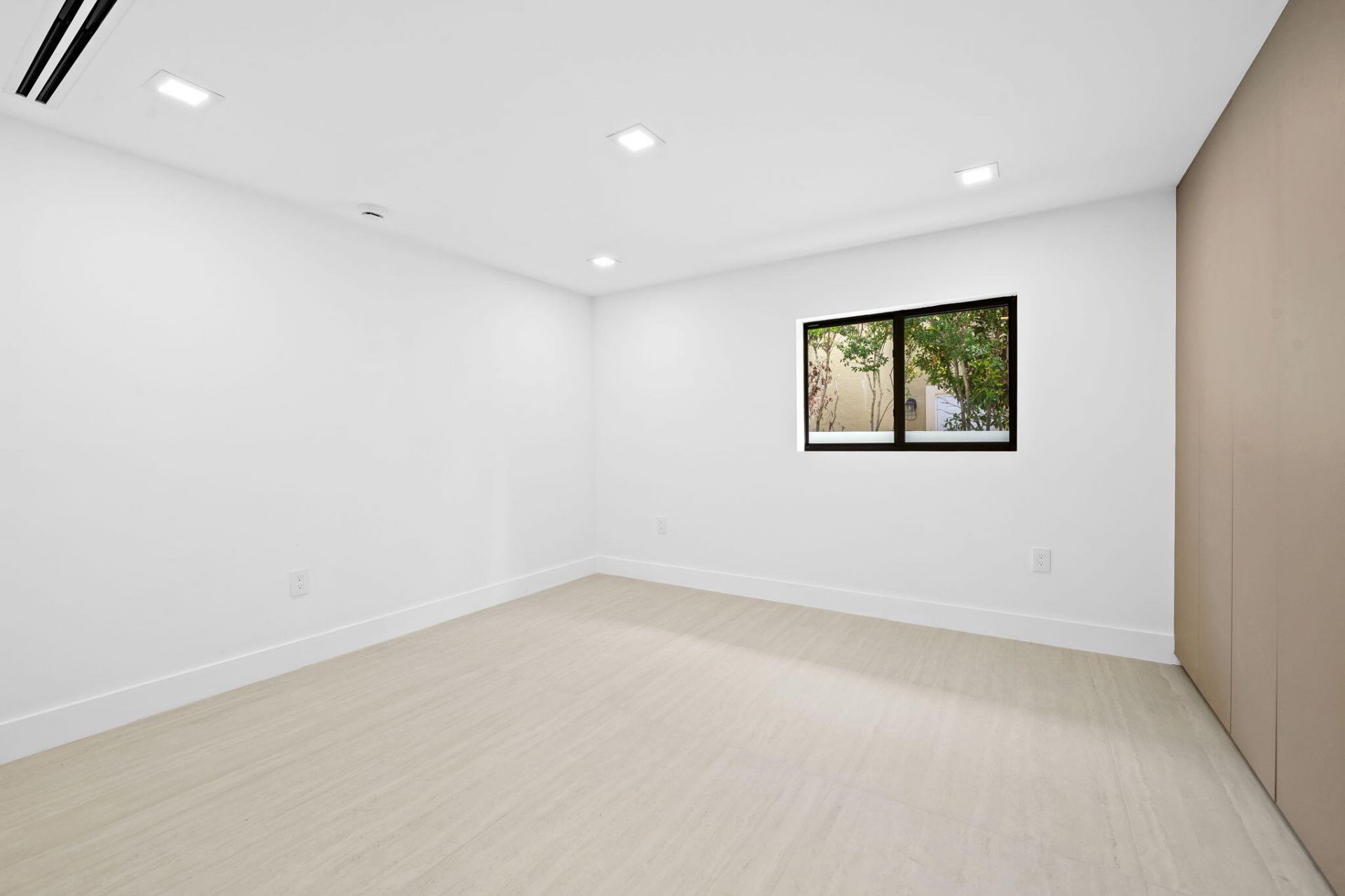 3821 NE 26th Avenue, Lighthouse Point, FL 33064 Photo