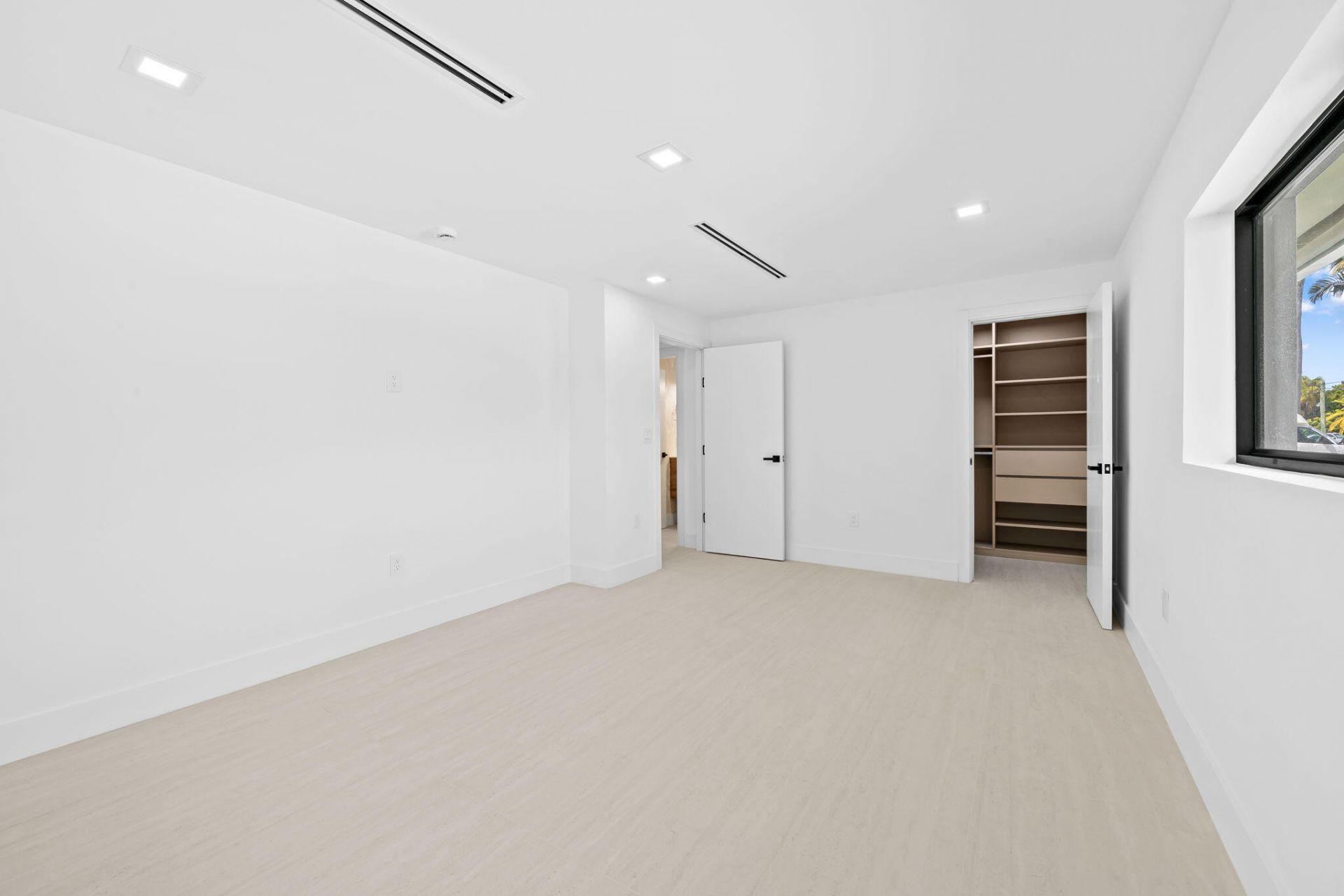 3821 NE 26th Avenue, Lighthouse Point, FL 33064 Photo