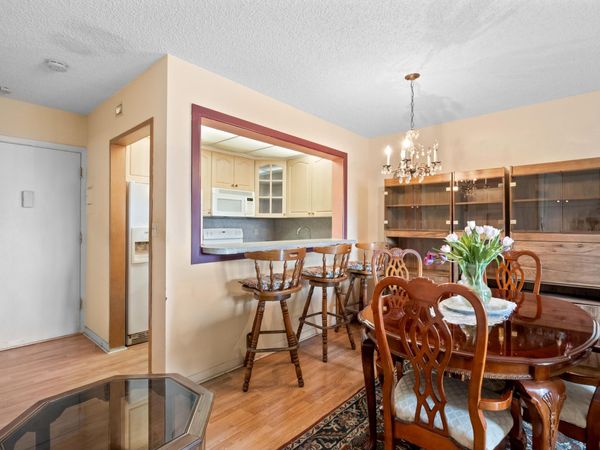 1520 Mckinley Street, Unit 215e, Hollywood, FL 33020