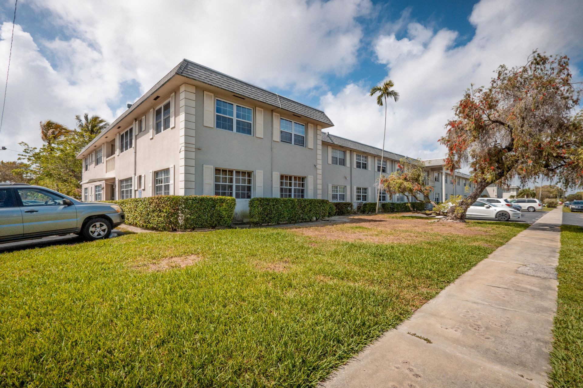 1520 Mckinley Street, Unit 215e, Hollywood, FL 33020 Photo
