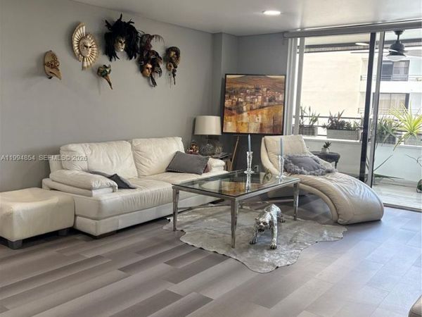 Unit 1612, Hallandale Beach, FL 33009