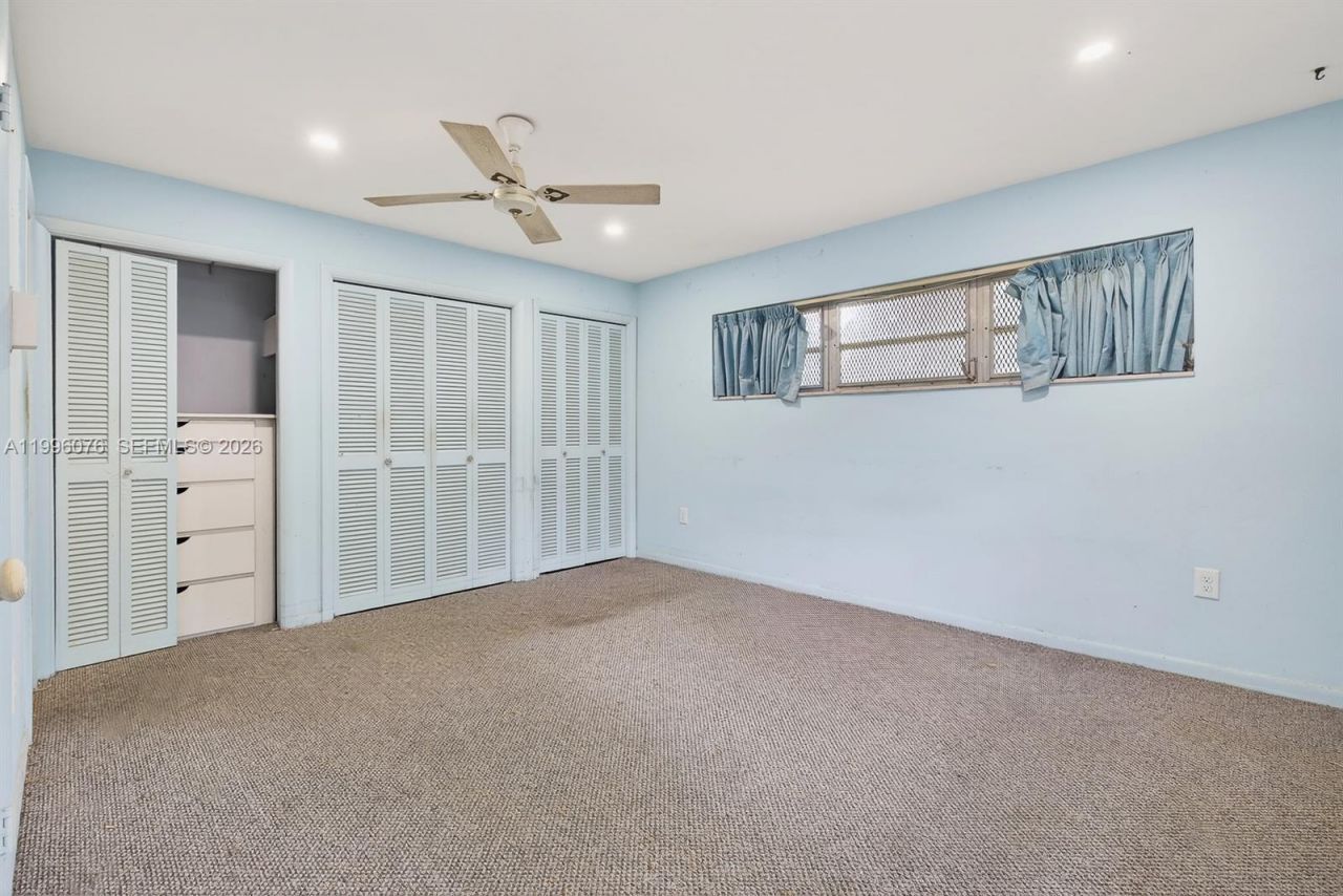 985 NE 84th St, Miami, FL 33138 Photo