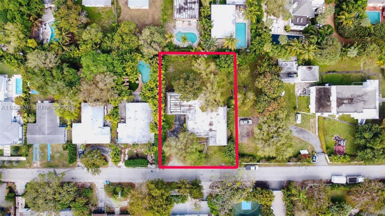 985 NE 84th St, Miami, FL 33138 Photo