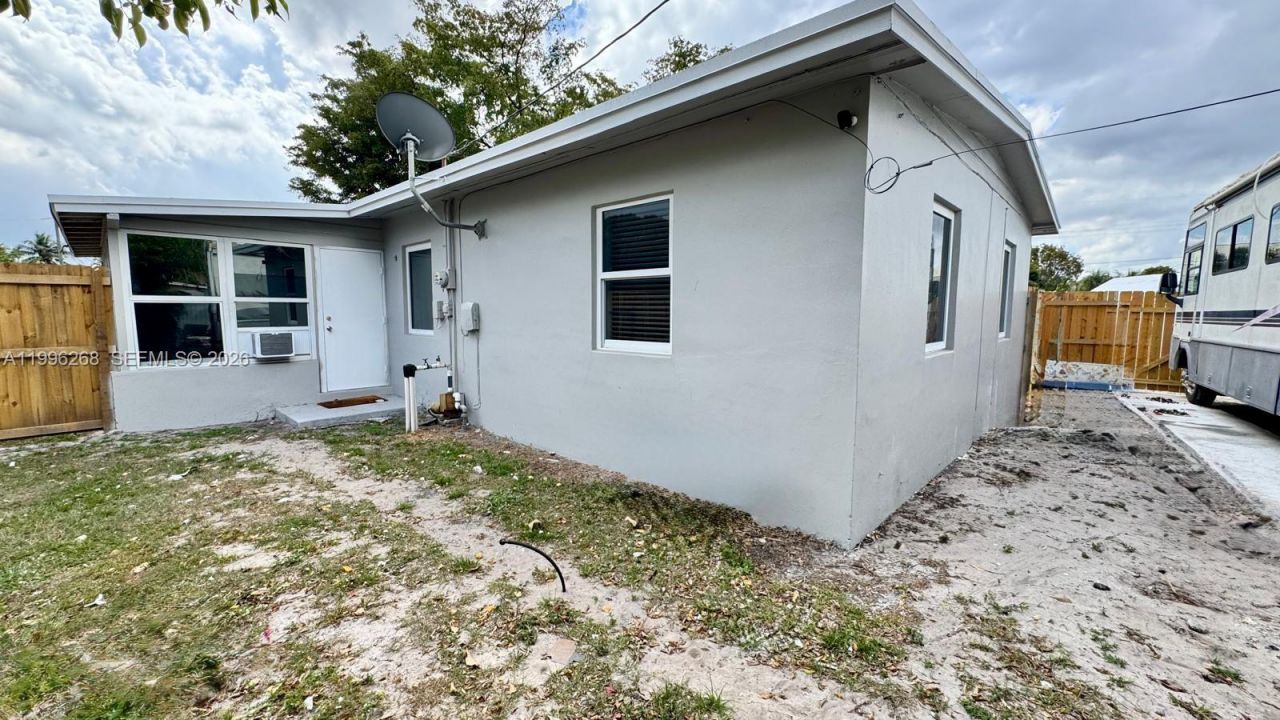 3481 NW 5th St, Lauderhill, FL 33311 Photo