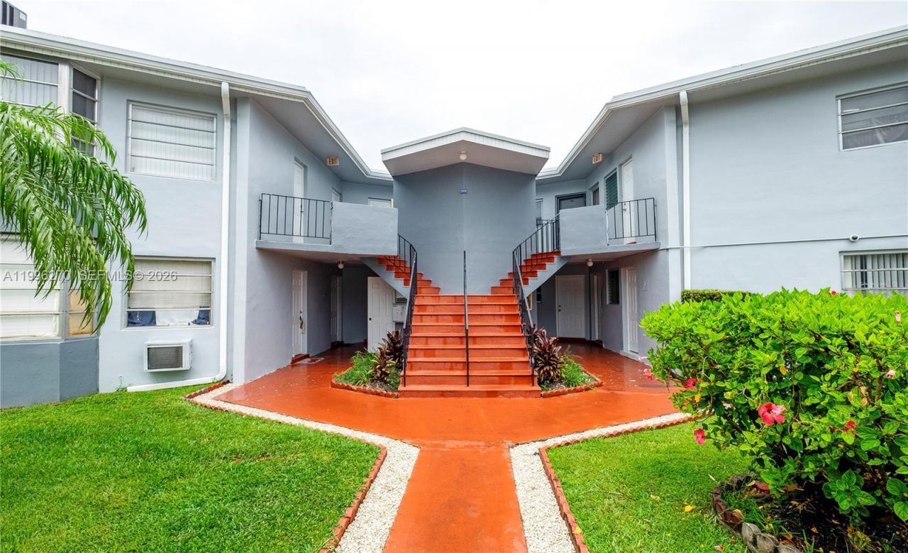 1723 NE Miami Gardens Dr, Unit 235, Miami, FL 33179 Photo