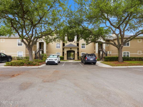 1701 THE GREENS Way, Unit 1913, Jacksonville Beach, FL 32250