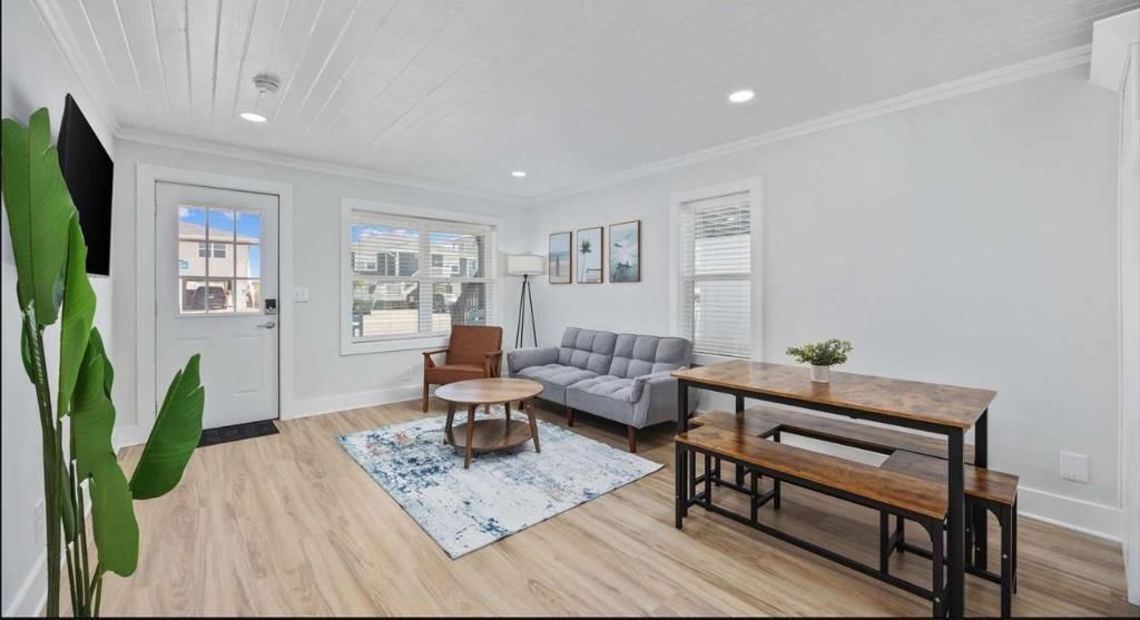 4501 N Ocean Blvd.  Photo 33