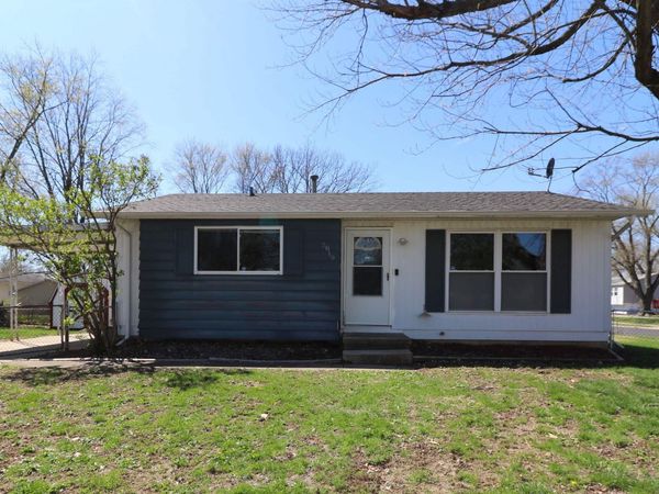 5819 N SEDLEY Street, Peoria, IL 61615