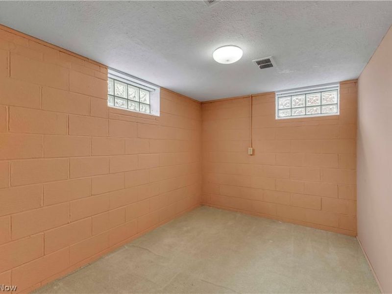 5500 N Ridge Road, Madison, OH 44057 Photo 34