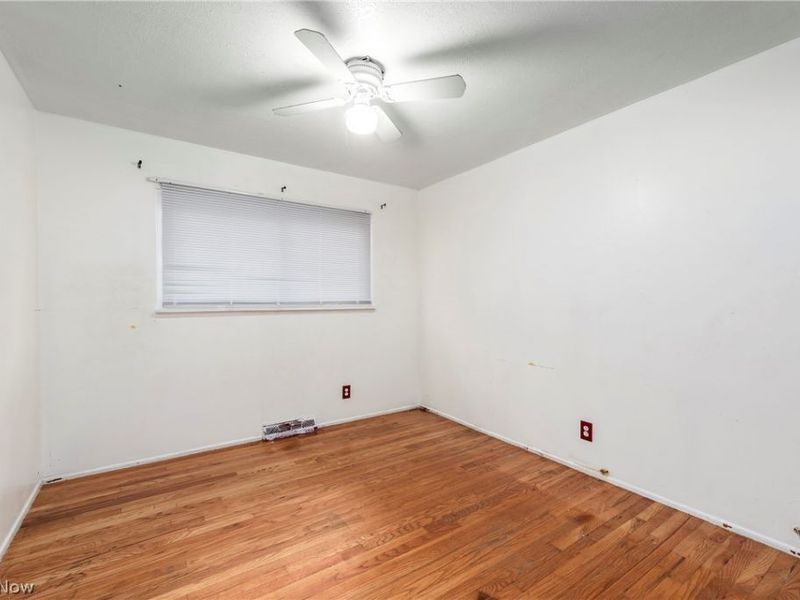 902 Colonel Drive , Cleveland, OH 44109 Photo 21