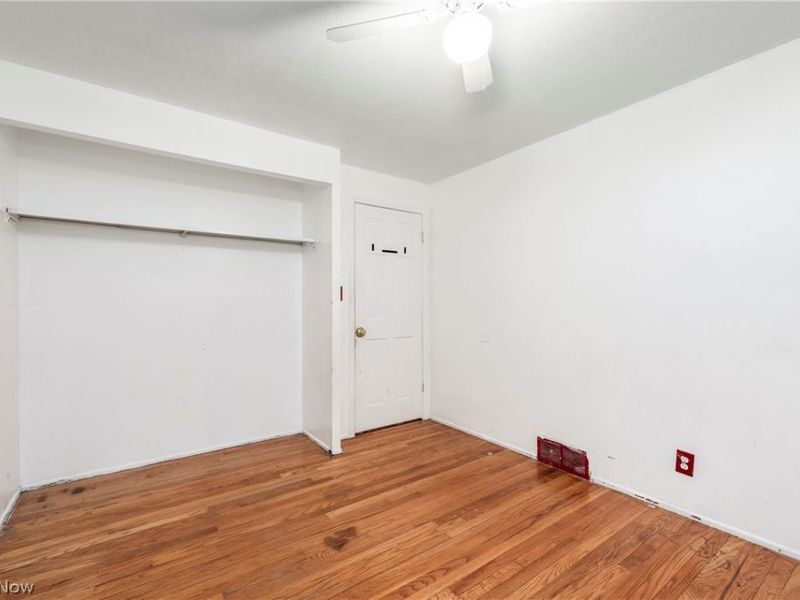 902 Colonel Drive , Cleveland, OH 44109 Photo 22