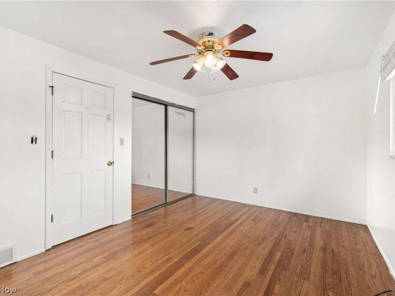 902 Colonel Drive , Cleveland, OH 44109 Photo 25