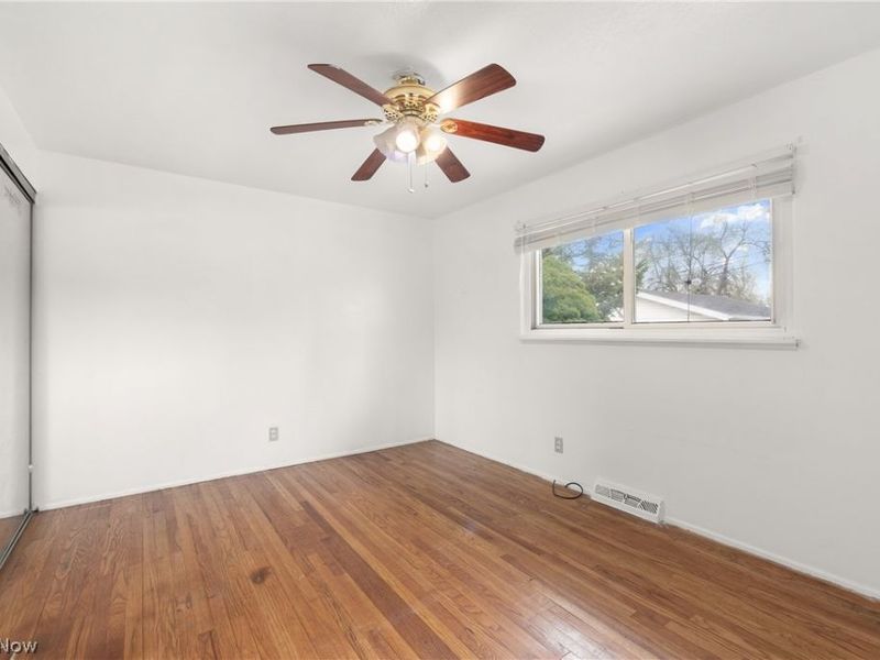 902 Colonel Drive , Cleveland, OH 44109 Photo 26