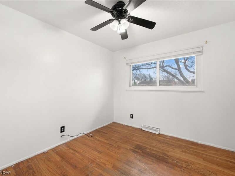 902 Colonel Drive , Cleveland, OH 44109 Photo 29