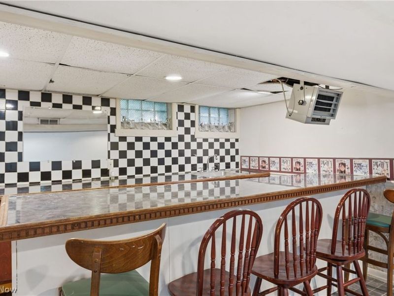 902 Colonel Drive , Cleveland, OH 44109 Photo 33