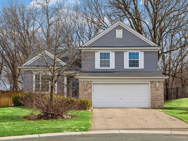 1658 Oakbrooke Circle, Eagan, MN 55122