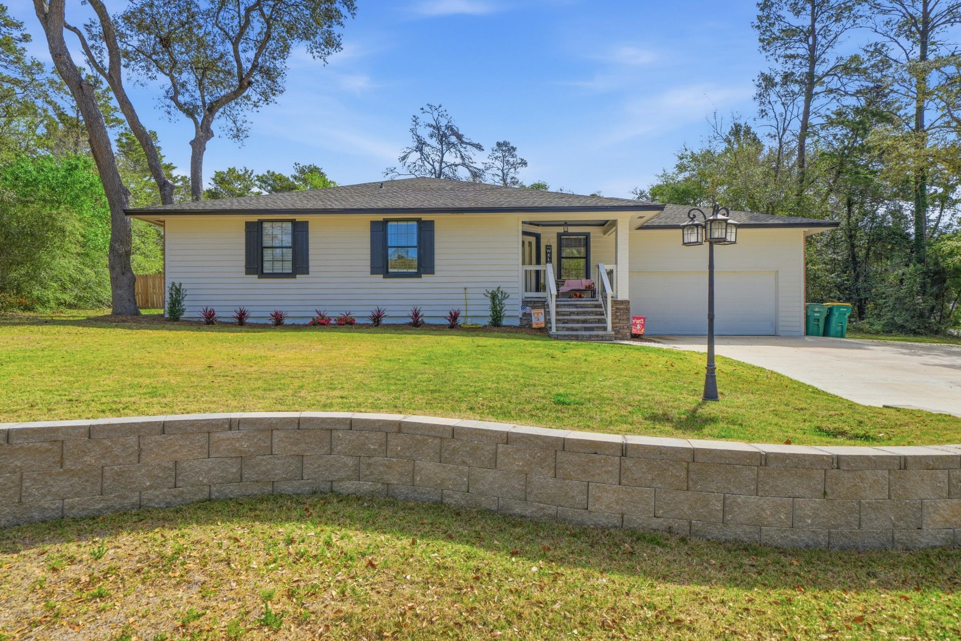 356 Antiqua Way, Niceville, FL 32578 Main Photo