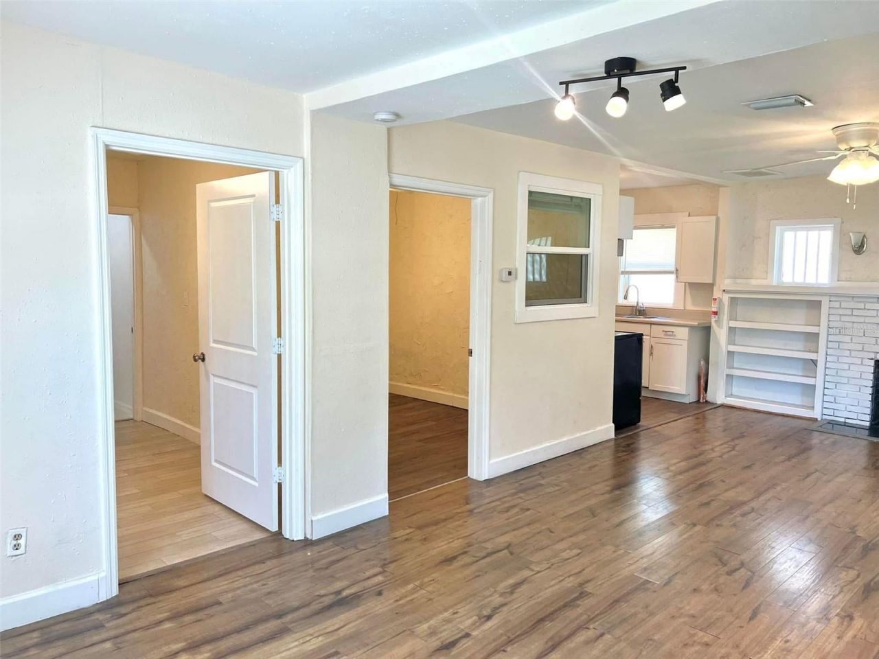 1529 12th Street S, Unit A, Saint Petersburg, FL 33705 Photo