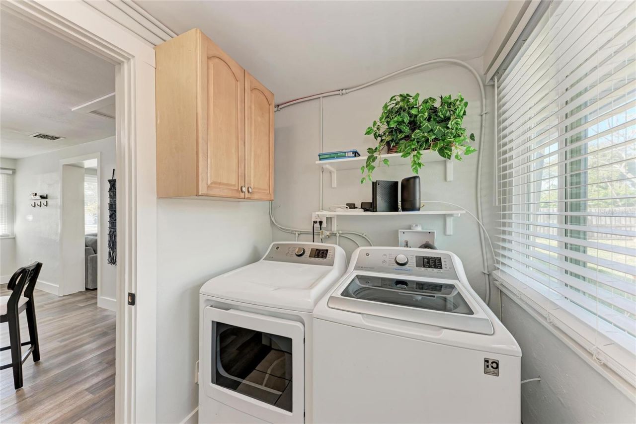 339 Suwanee Avenue, Sarasota, FL 34243 Photo