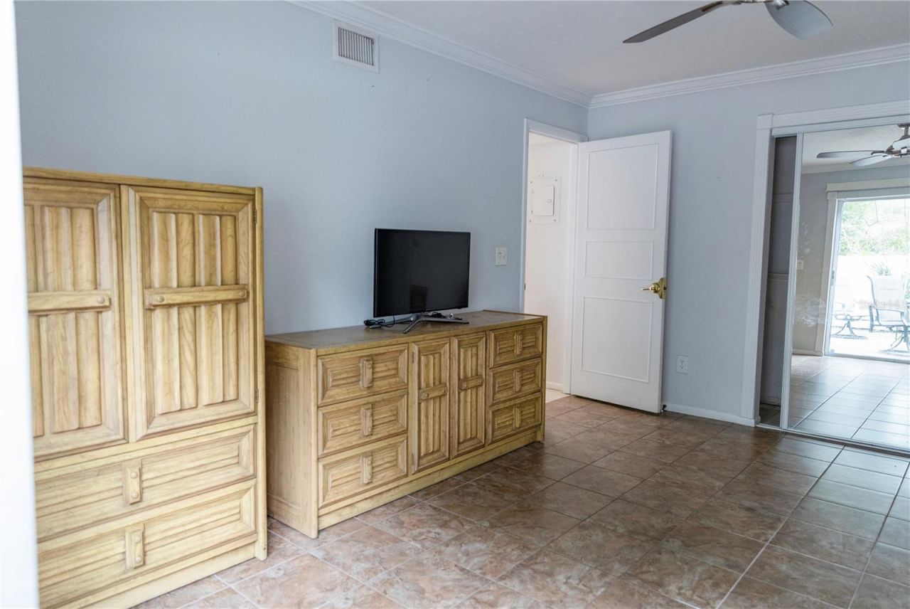 4805 Rilma Avenue, Unit 106, Sarasota, FL 34234 Photo