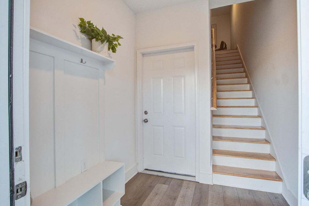 2161 W Jimtown Drive Photo 6