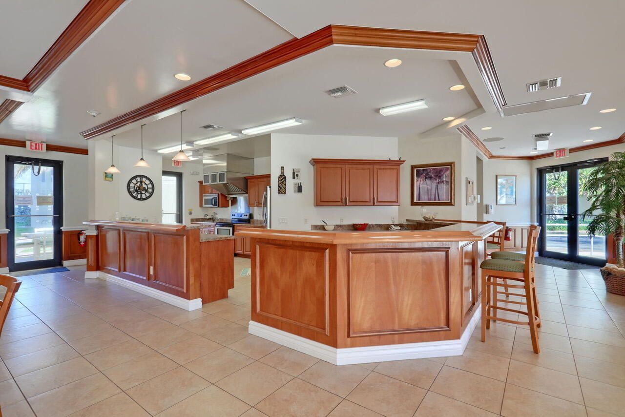 2800 N Ocean Drive, Unit B-14-d, Singer Island, FL 33404 Photo
