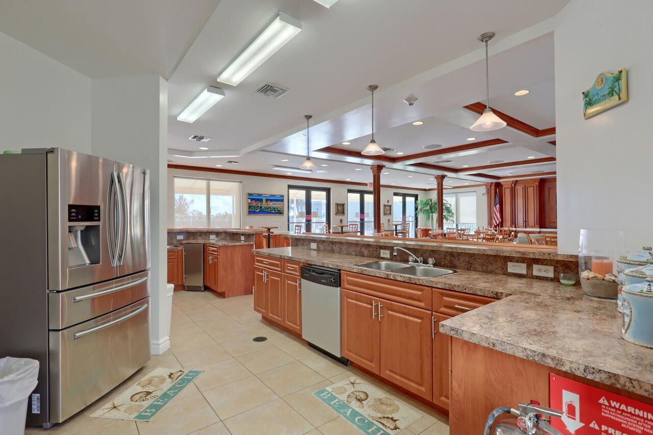 2800 N Ocean Drive, Unit B-14-d, Singer Island, FL 33404 Photo