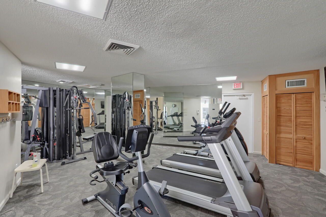 2800 N Ocean Drive, Unit B-14-d, Singer Island, FL 33404 Photo