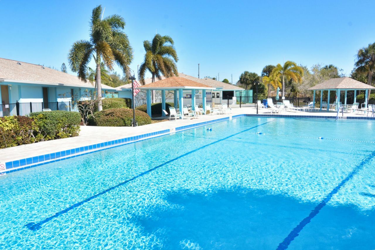 1555 NE Beacon Drive, Unit Apt 1006, Jensen Beach, FL 34957 Photo