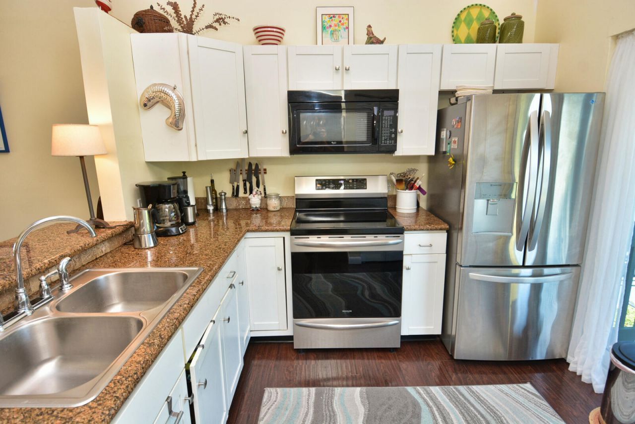 1555 NE Beacon Drive, Unit Apt 1006, Jensen Beach, FL 34957 Photo