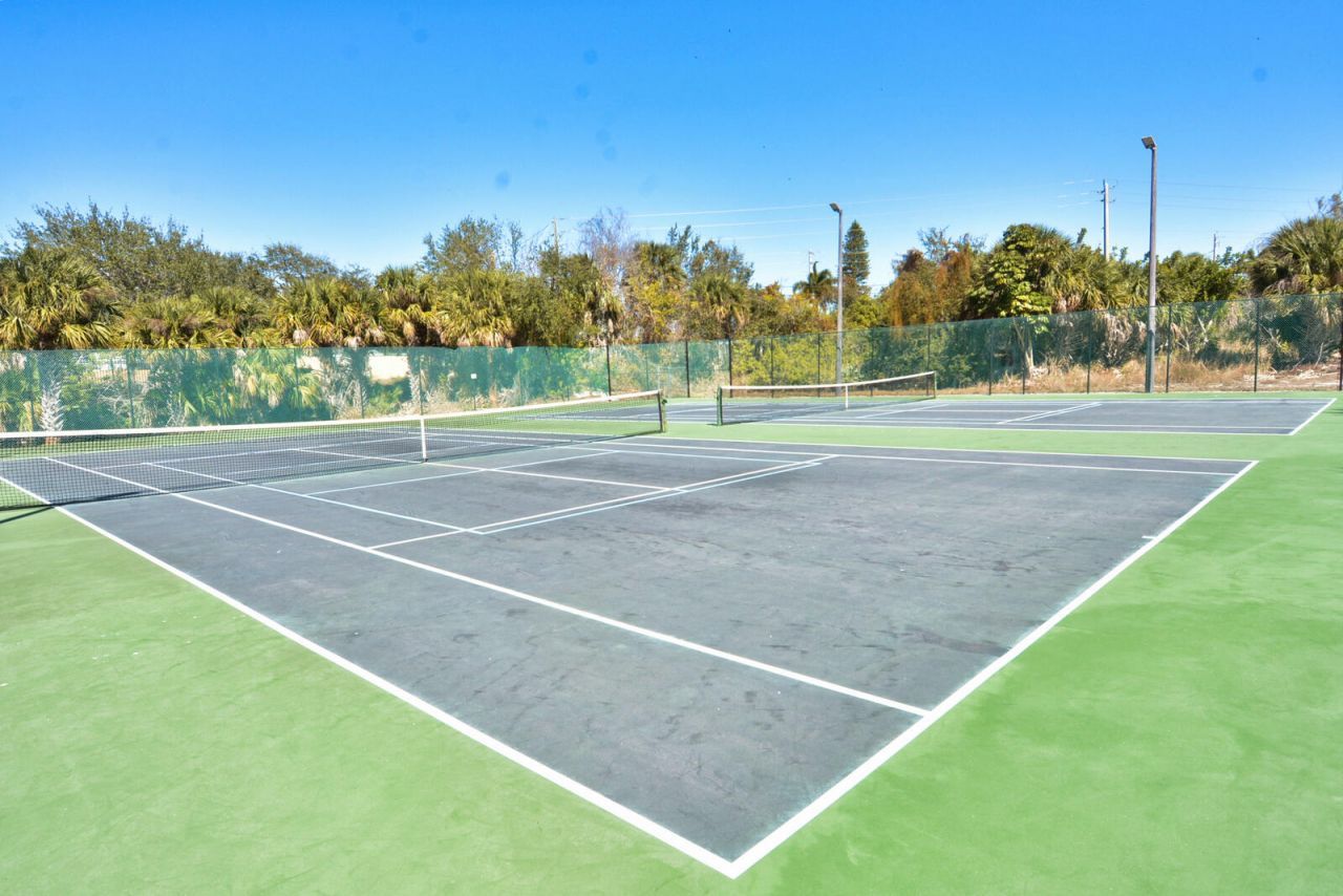 1555 NE Beacon Drive, Unit Apt 1006, Jensen Beach, FL 34957 Photo