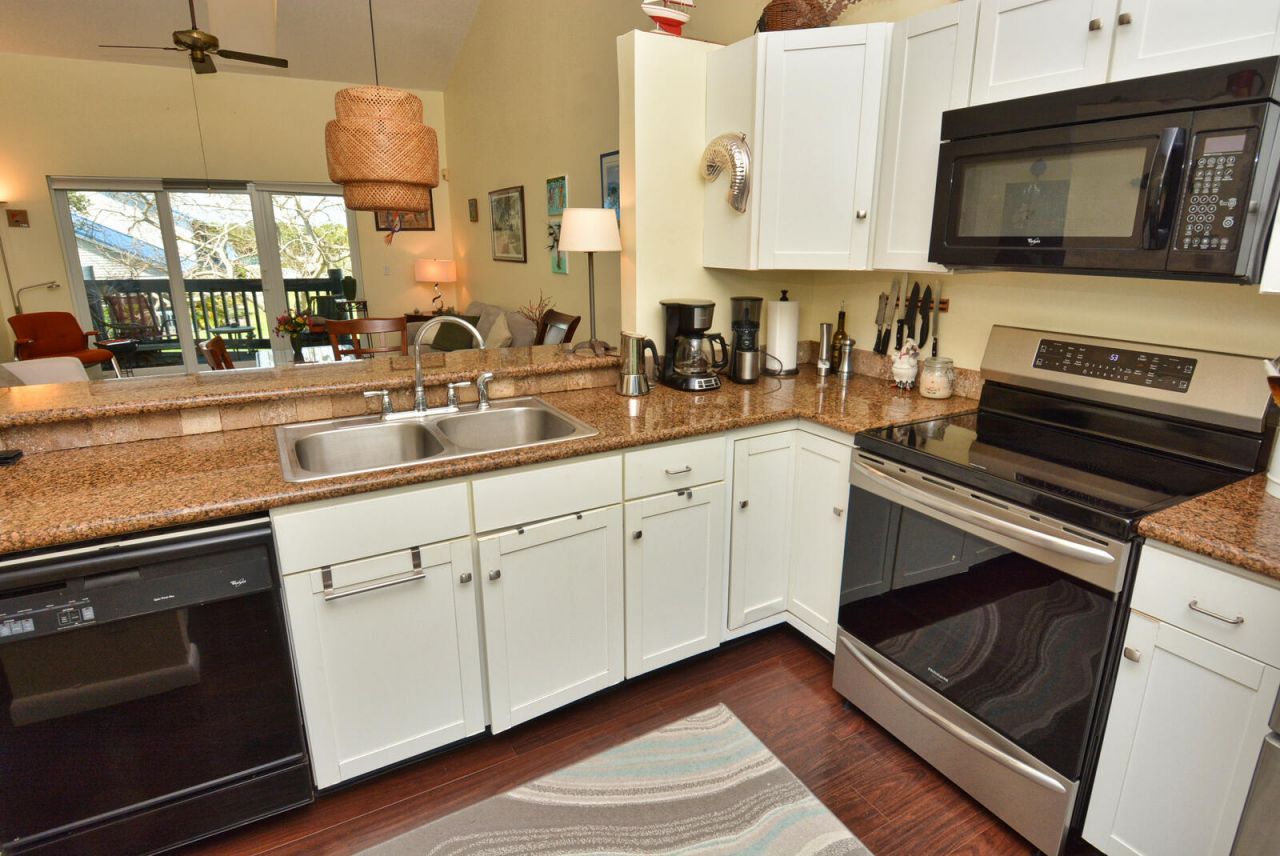 1555 NE Beacon Drive, Unit Apt 1006, Jensen Beach, FL 34957 Photo