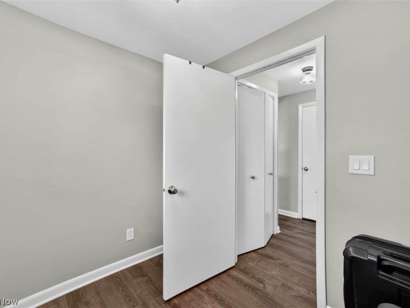 1905 Camberly Drive, Cleveland, OH 44124 Photo 17