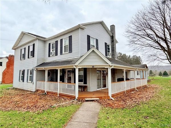 10 S Main Street , Earlville, NY 13332