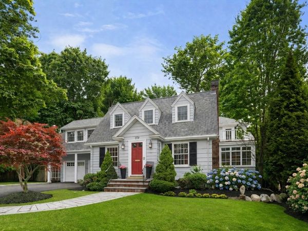 272 Quinobequin Rd, Newton, MA 02468