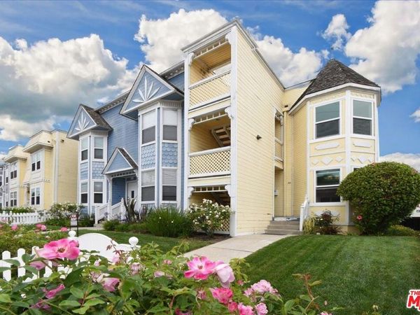 100 Monterey Boulevard, Hermosa Beach, CA 90254