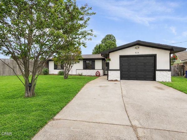 824 Jeremy Lane, Panama City, FL 32405