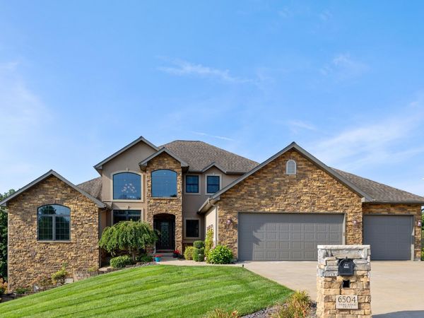 6504 N STONE RIDGE Drive, Quincy, IL 62305