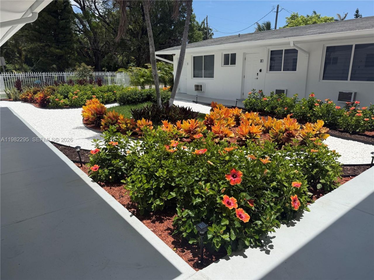 1300 NE 110th St, Unit 8, Miami, FL 33161 Photo