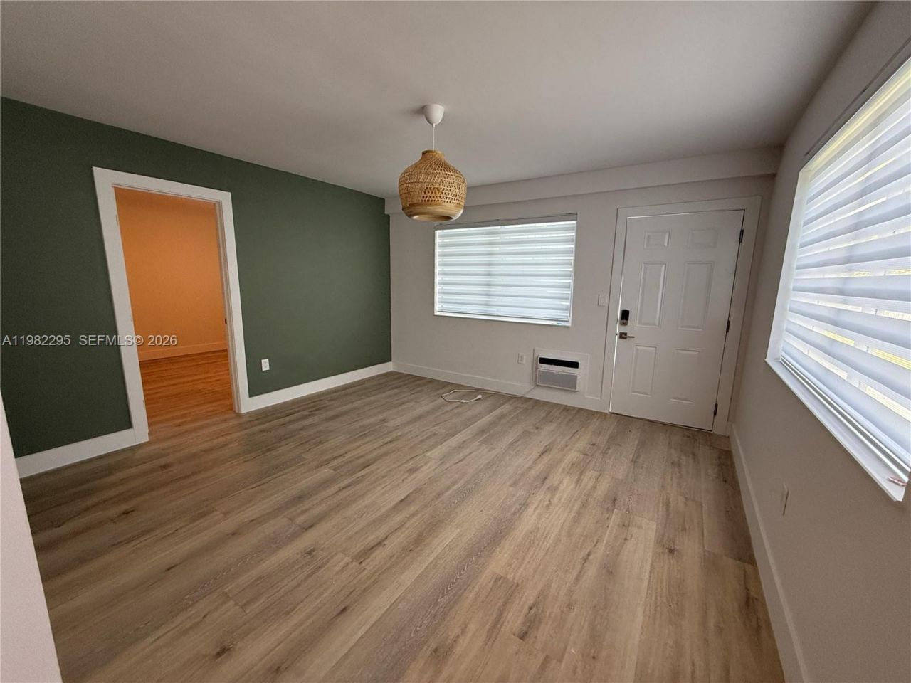 1300 NE 110th St, Unit 8, Miami, FL 33161 Photo