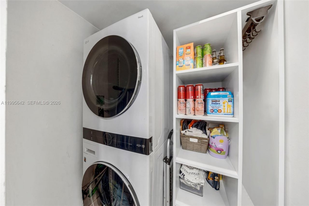 701 Brickell Key Blvd, Unit 1112, Miami, FL 33131 Photo