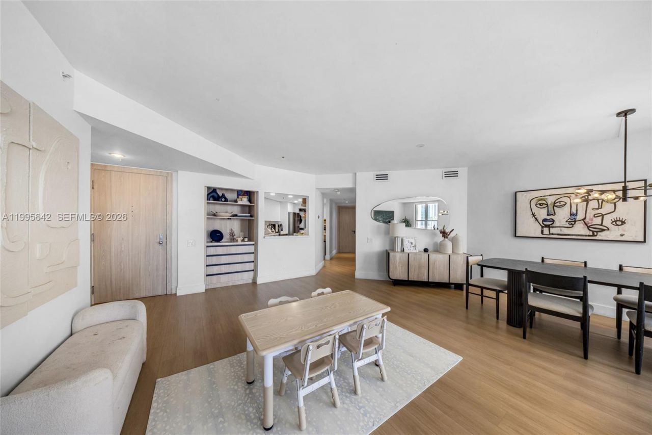 701 Brickell Key Blvd, Unit 1112, Miami, FL 33131 Photo