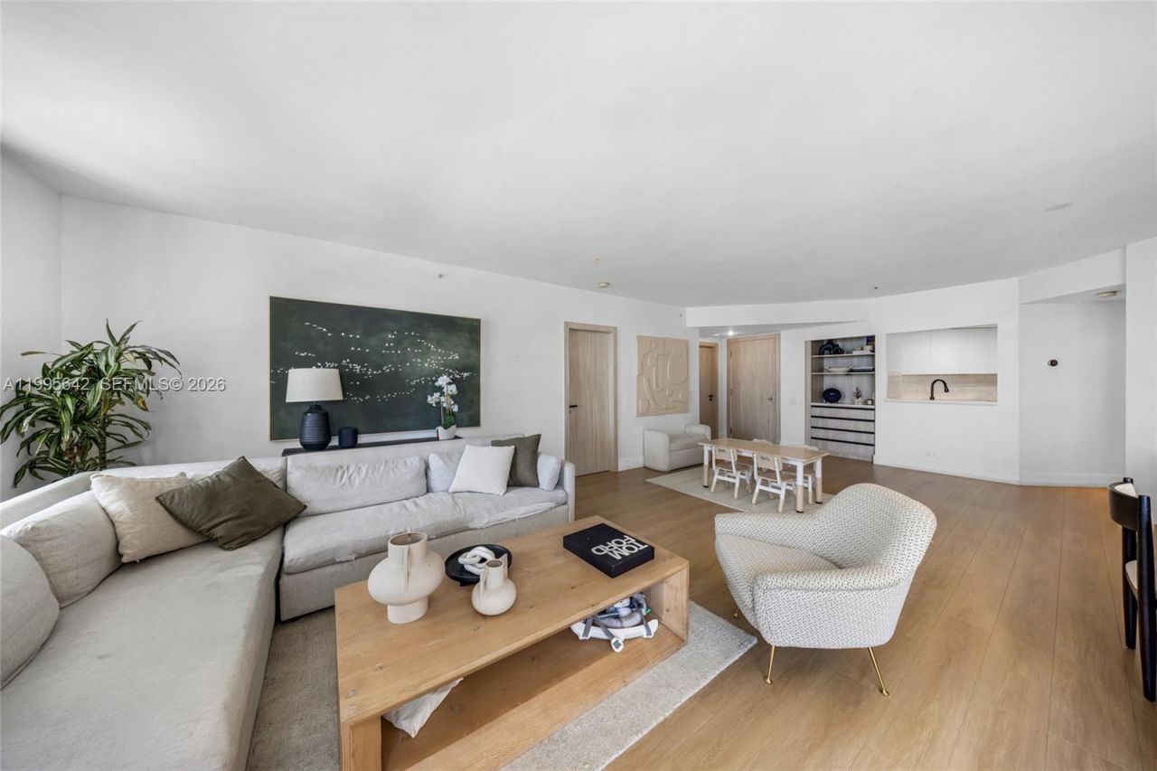 701 Brickell Key Blvd, Unit 1112, Miami, FL 33131 Photo