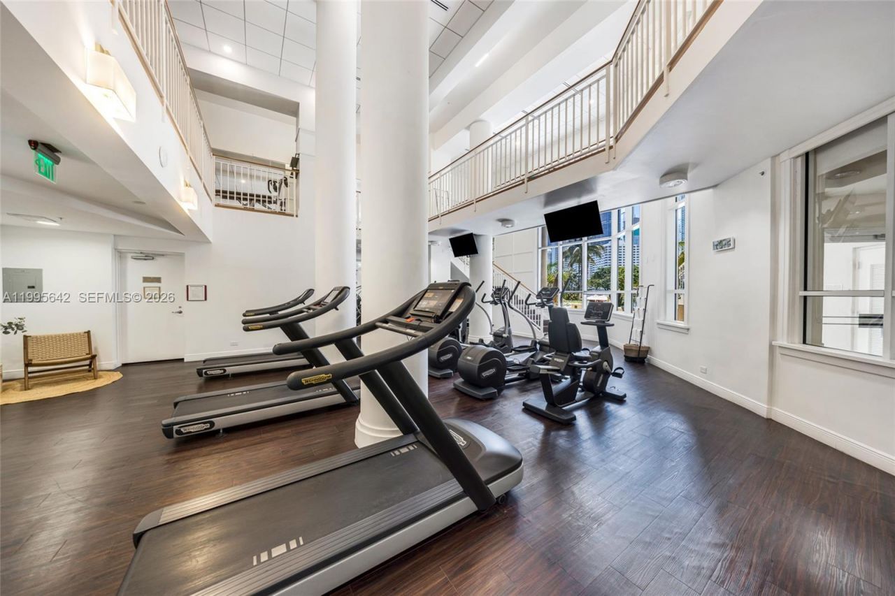 701 Brickell Key Blvd, Unit 1112, Miami, FL 33131 Photo