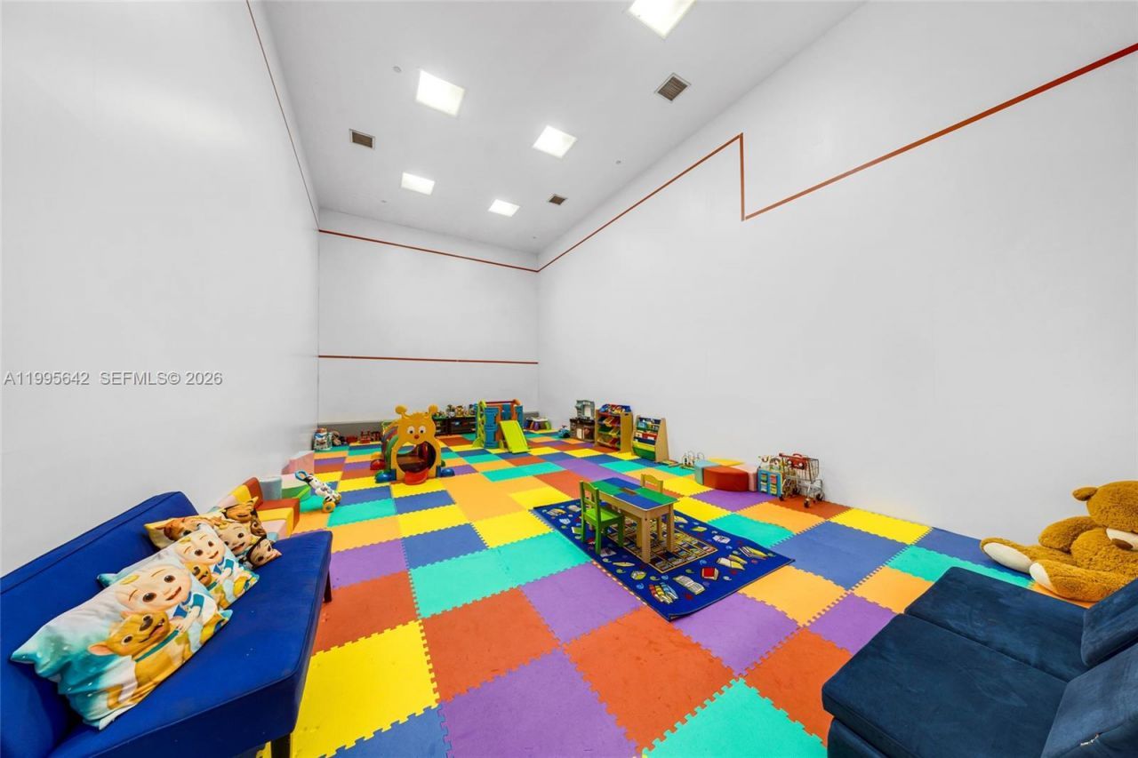 701 Brickell Key Blvd, Unit 1112, Miami, FL 33131 Photo