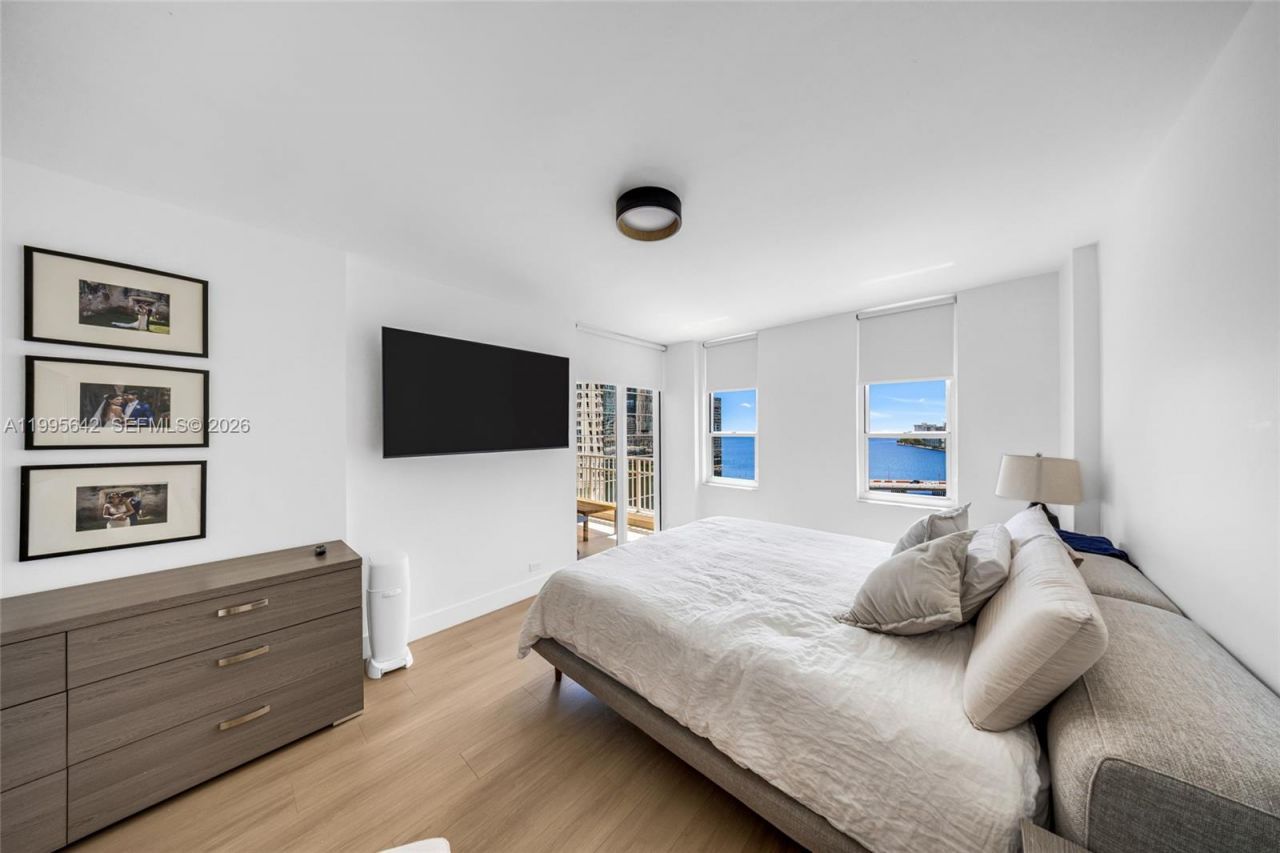 701 Brickell Key Blvd, Unit 1112, Miami, FL 33131 Photo