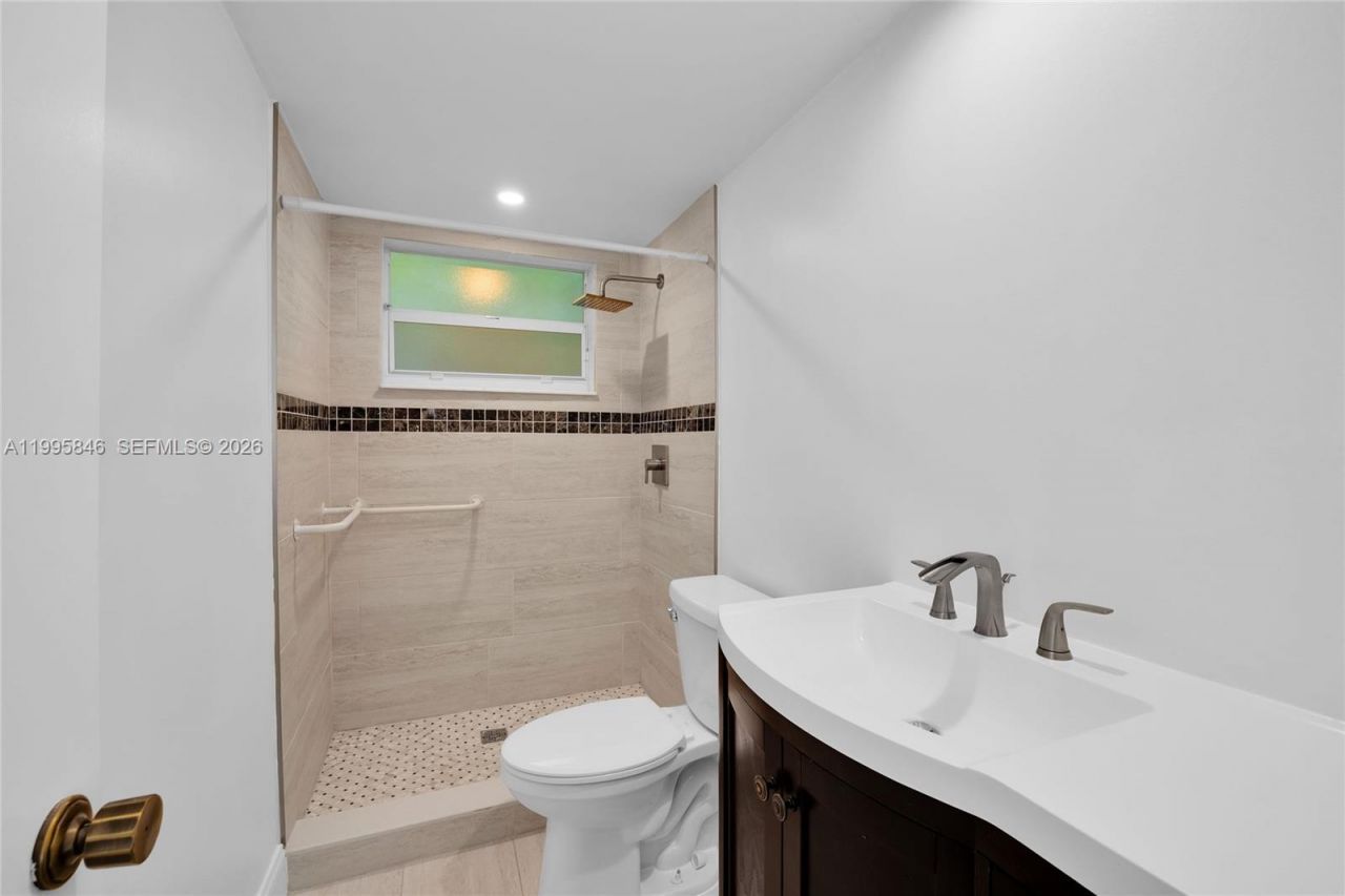 1240 Ortega Ave, Coral Gables, FL 33134 Photo