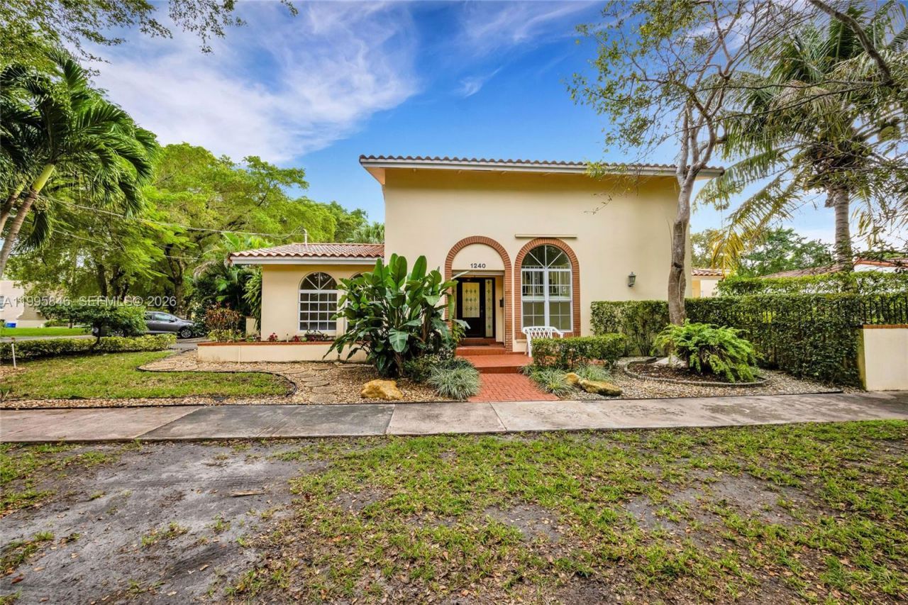 1240 Ortega Ave, Coral Gables, FL 33134 Photo