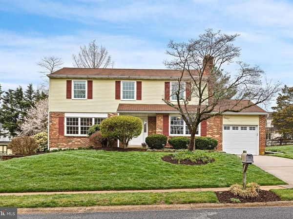 124 DECKER DRIVE, NEWARK, DE 19711